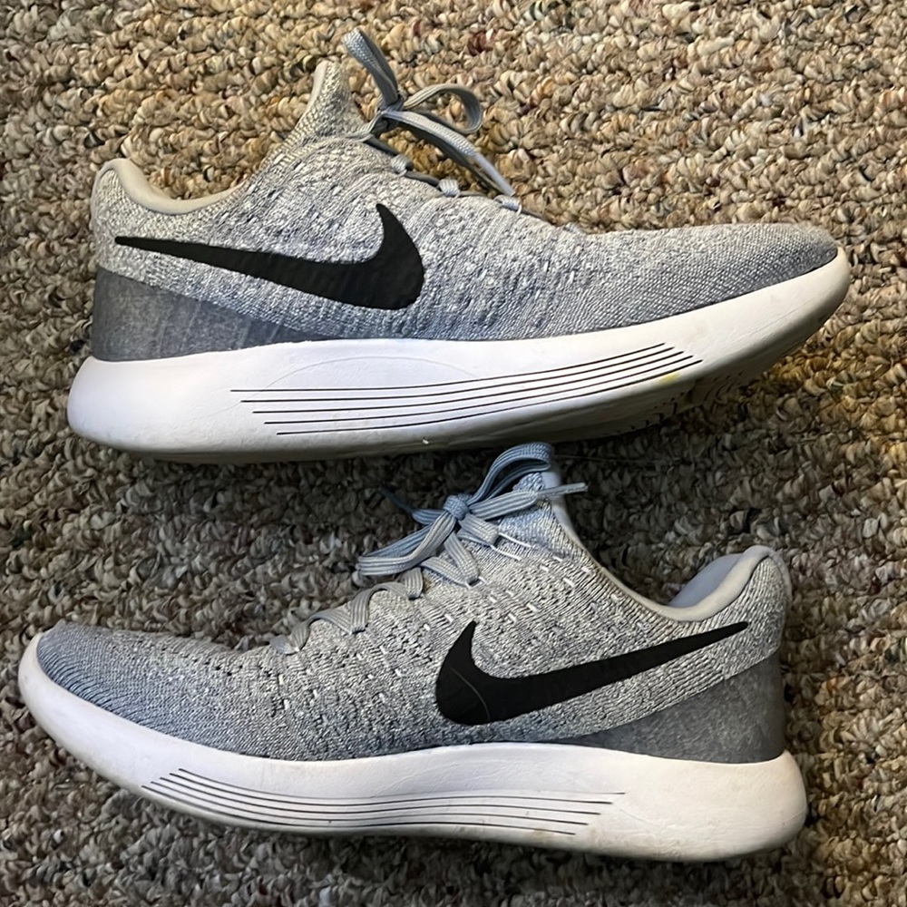Nike Lunar Epic Flyknit 2 Sz 9 “Wolf Gray”